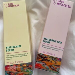 Niacinamide Serum and Hyaluronic Acid Serum